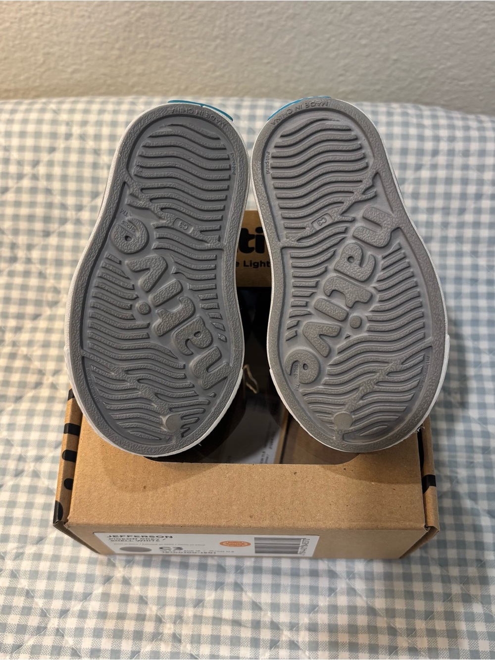 Native Jefferson Sneakers - Picture 4 of 8